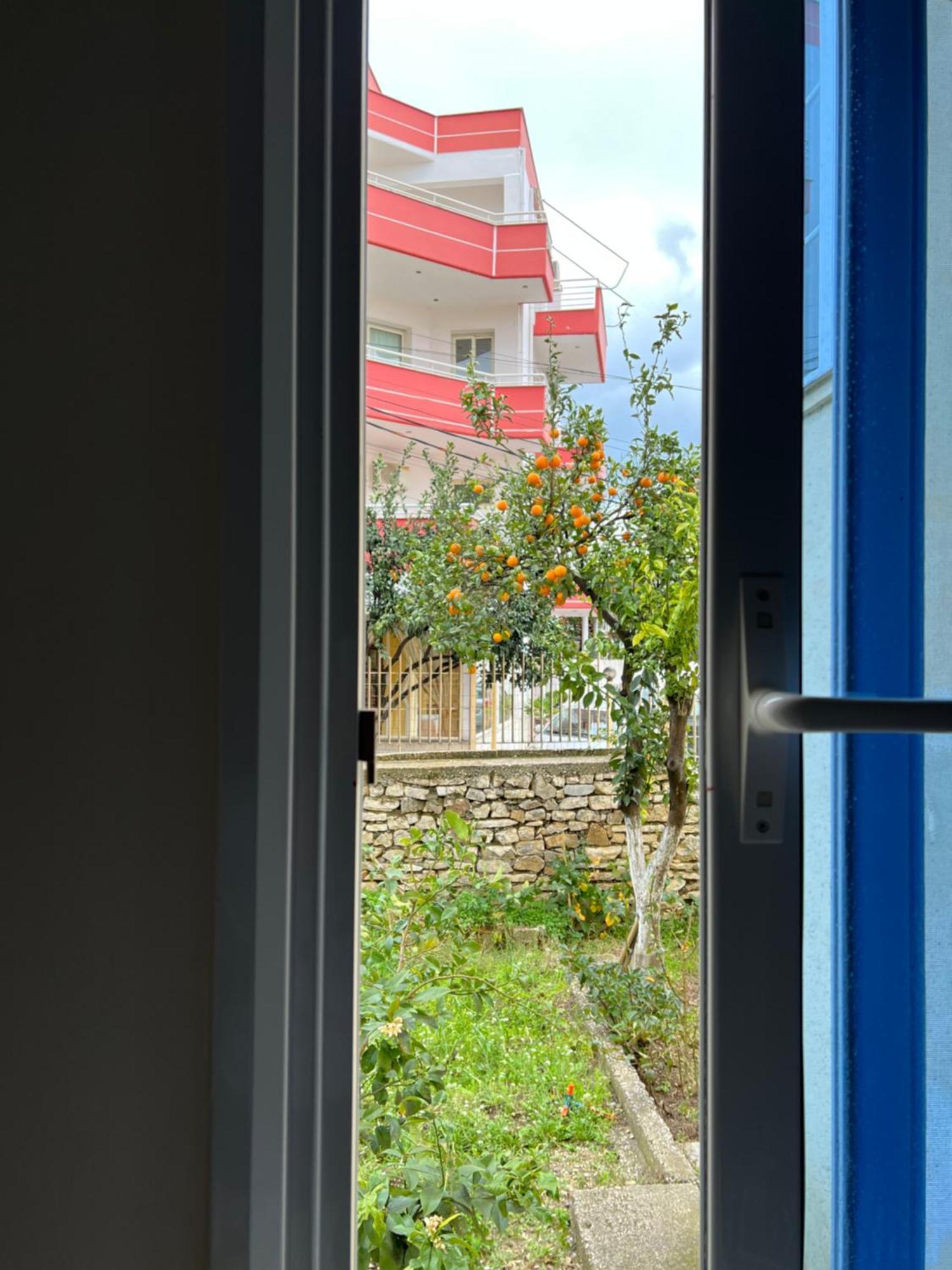 Mimi'S Apartments Wlora Zewnętrze zdjęcie
